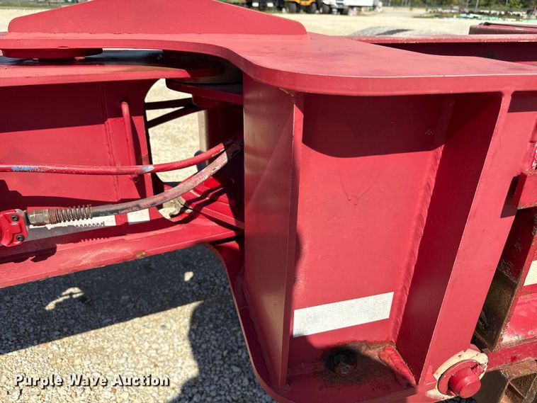 image for item EN3970 2007 Trail King Trail King Industries lowboy equipment trailer