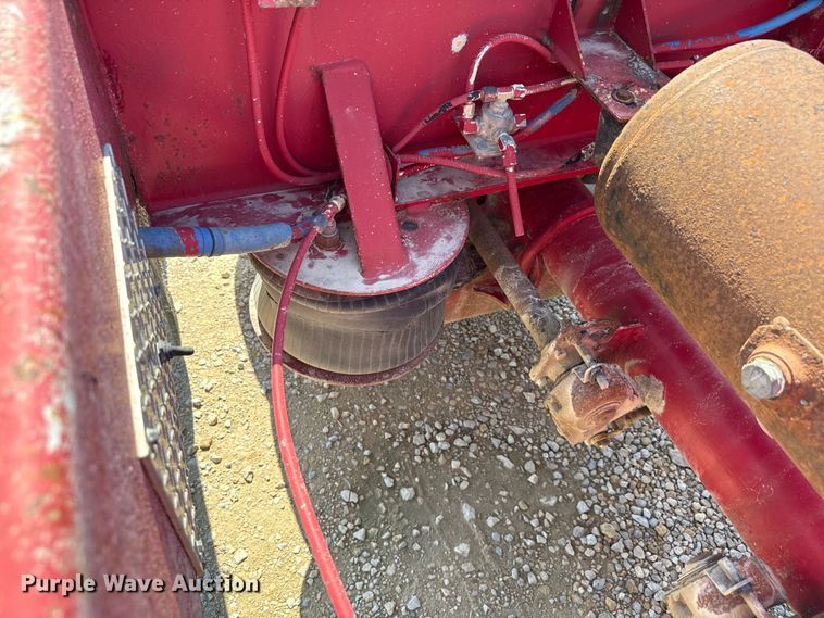 image for item EN3970 2007 Trail King Trail King Industries lowboy equipment trailer