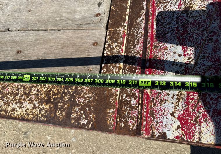 image for item EN3970 2007 Trail King Trail King Industries lowboy equipment trailer