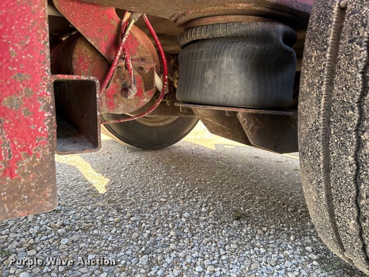 image for item EN3970 2007 Trail King Trail King Industries lowboy equipment trailer