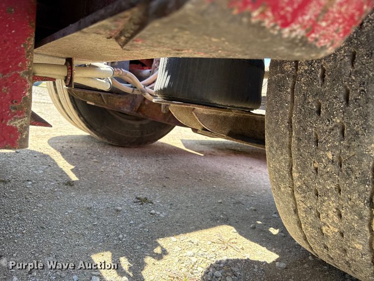 image for item EN3970 2007 Trail King Trail King Industries lowboy equipment trailer