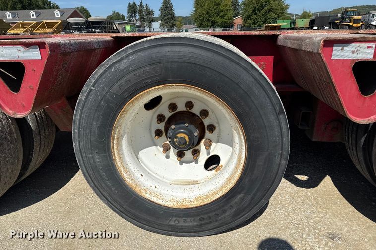 image for item EN3970 2007 Trail King Trail King Industries lowboy equipment trailer