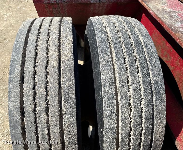 image for item EN3970 2007 Trail King Trail King Industries lowboy equipment trailer