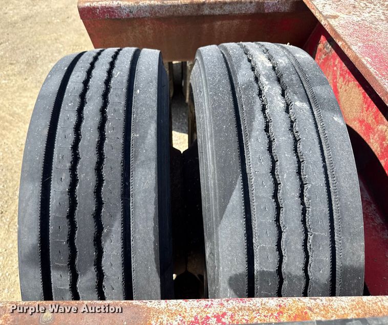 image for item EN3970 2007 Trail King Trail King Industries lowboy equipment trailer