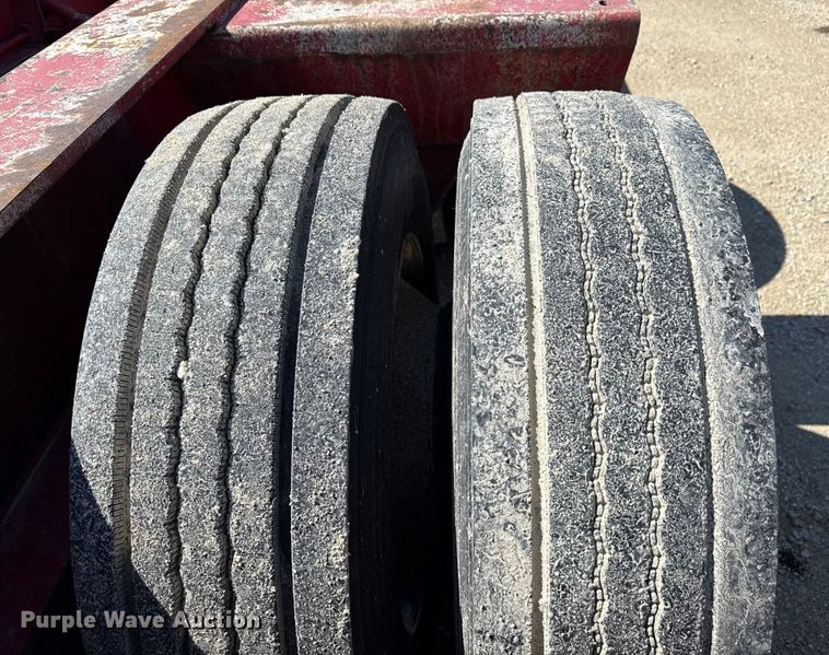 image for item EN3970 2007 Trail King Trail King Industries lowboy equipment trailer