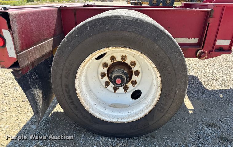 image for item EN3970 2007 Trail King Trail King Industries lowboy equipment trailer