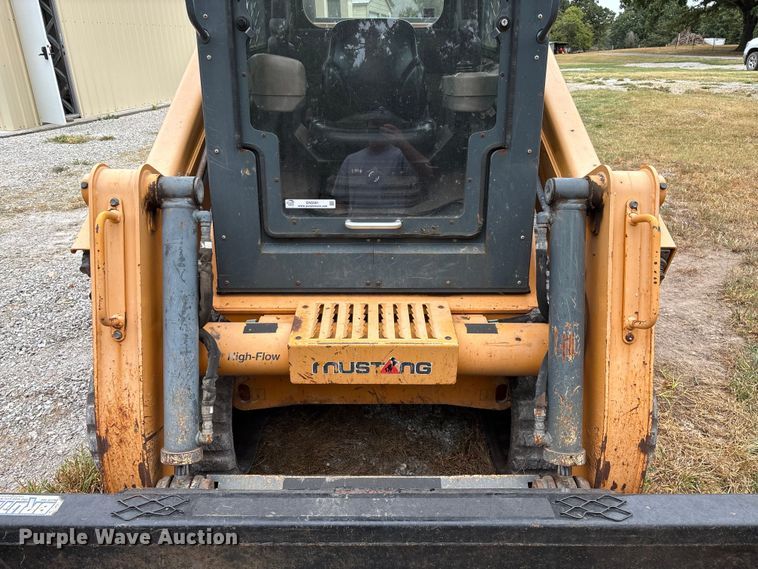 image for item EN5561 2016 Mustang 2500RT tracked skid steer loader