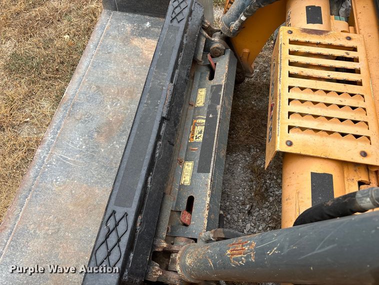 image for item EN5561 2016 Mustang 2500RT tracked skid steer loader