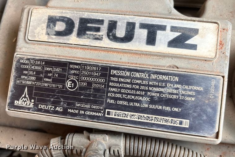 image for item EN5561 2016 Mustang 2500RT tracked skid steer loader