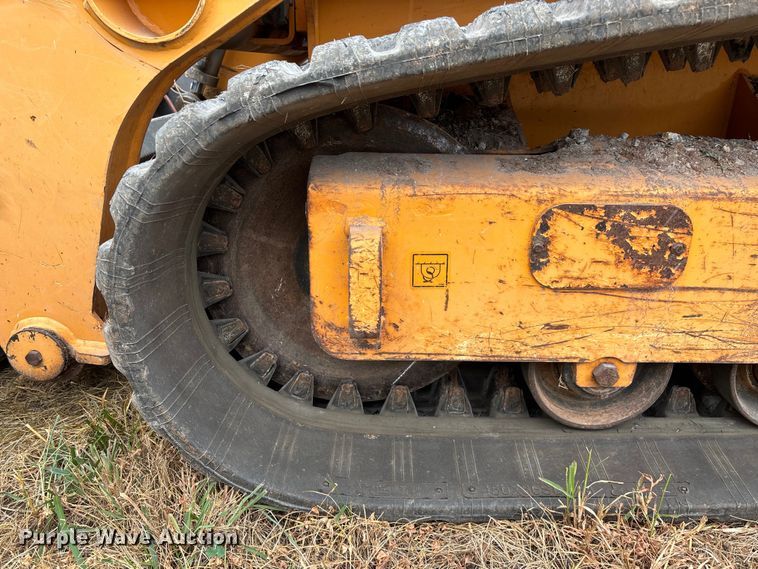 image for item EN5561 2016 Mustang 2500RT tracked skid steer loader