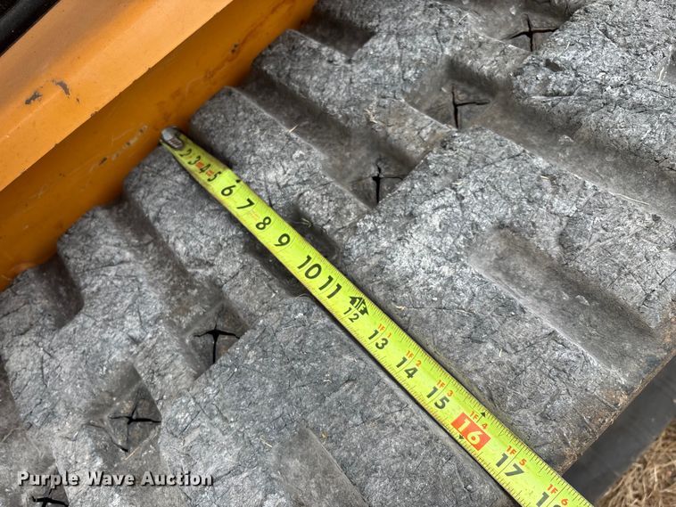 image for item EN5561 2016 Mustang 2500RT tracked skid steer loader