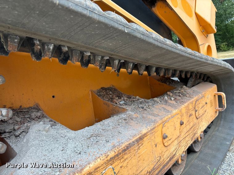 image for item EN5561 2016 Mustang 2500RT tracked skid steer loader