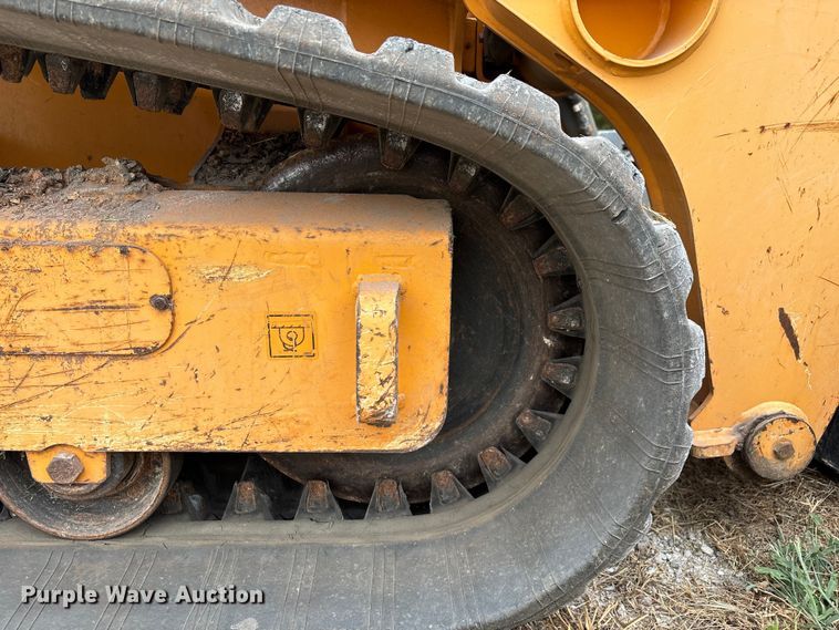 image for item EN5561 2016 Mustang 2500RT tracked skid steer loader