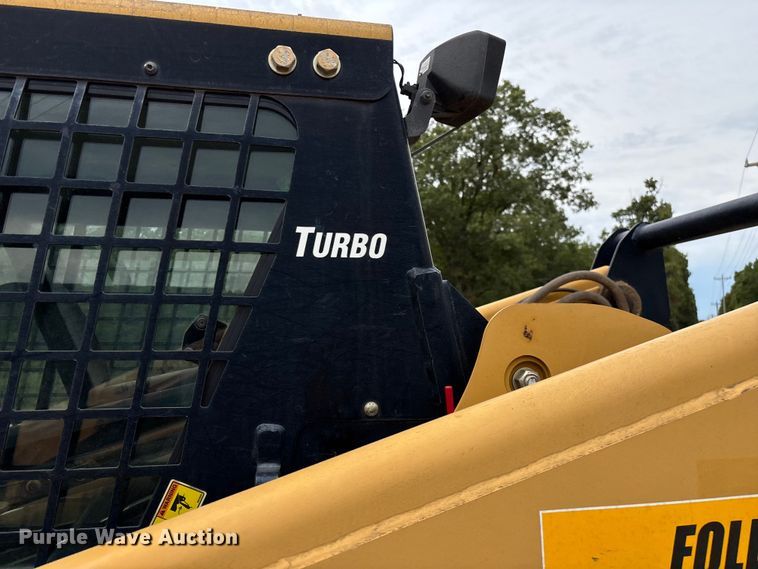 image for item EN5562 2005 Caterpillar 287B tracked skid steer loader