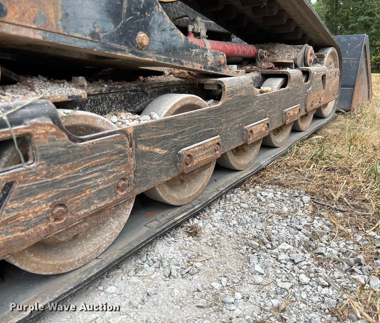 image for item EN5562 2005 Caterpillar 287B tracked skid steer loader