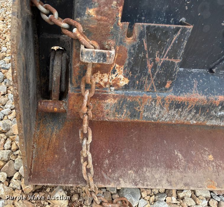 image for item EN5565 McClain Galion 402FT dump bed