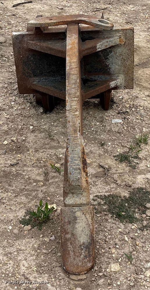 image for item EN5566 Excavator ripper attachment