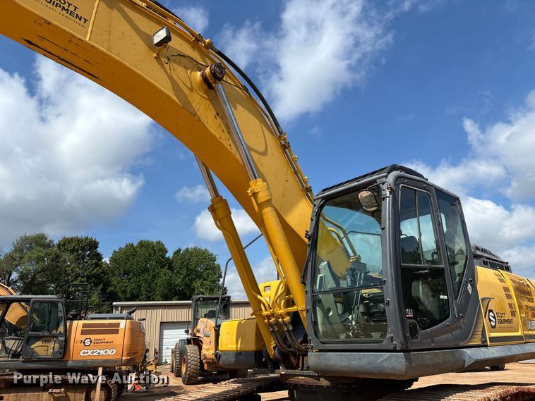 image for item EN5576 2015 Kobelco SK350LC-9E excavator