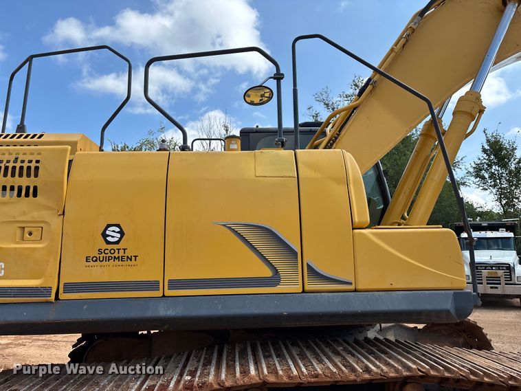 image for item EN5576 2015 Kobelco SK350LC-9E excavator