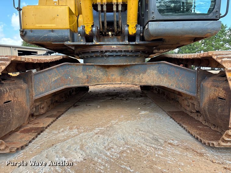 image for item EN5576 2015 Kobelco SK350LC-9E excavator