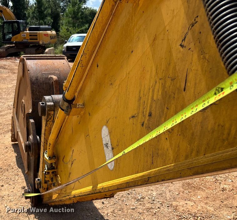 image for item EN5576 2015 Kobelco SK350LC-9E excavator