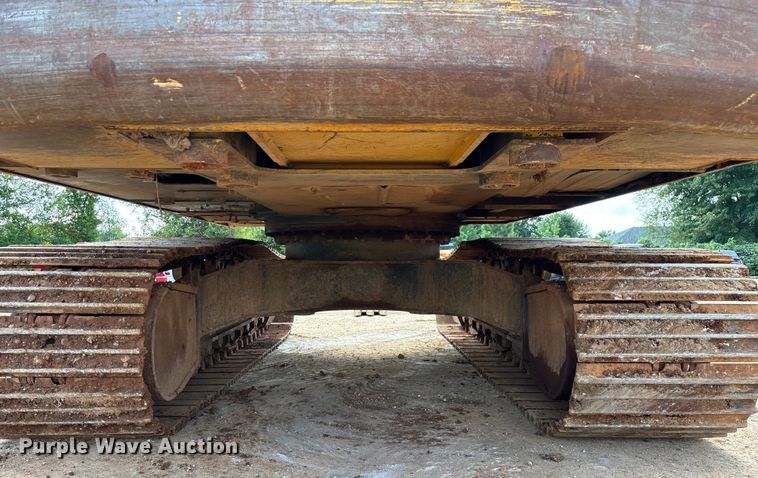 image for item EN5576 2015 Kobelco SK350LC-9E excavator