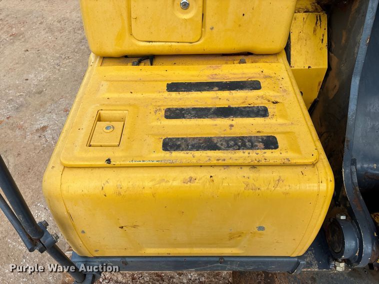 image for item EN5576 2015 Kobelco SK350LC-9E excavator