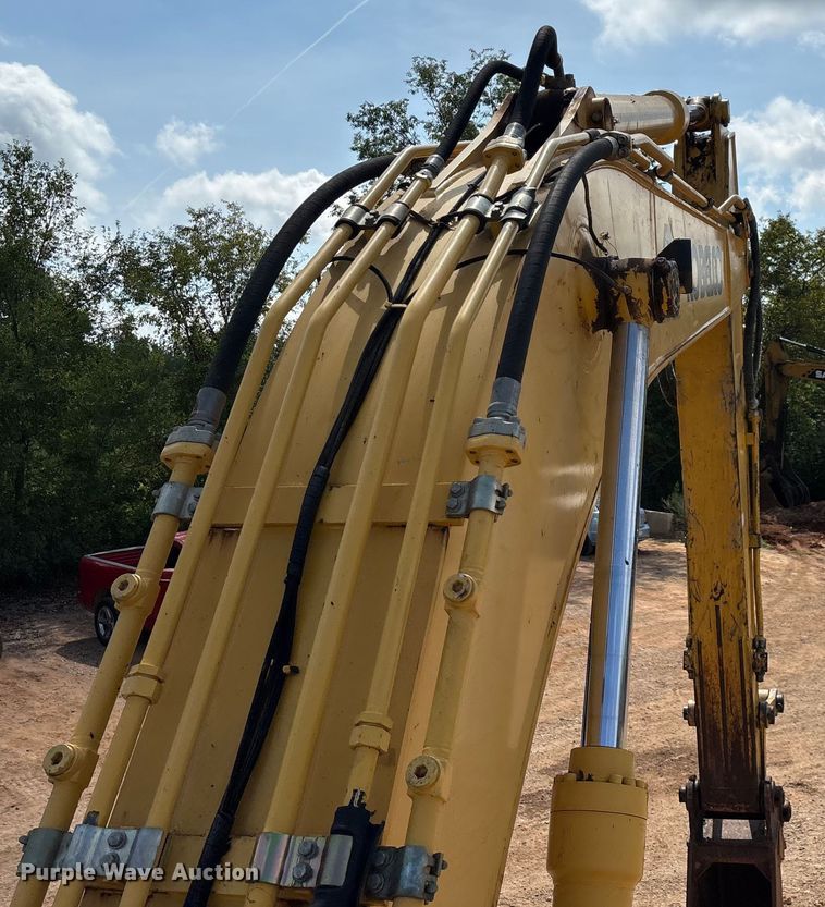 image for item EN5576 2015 Kobelco SK350LC-9E excavator