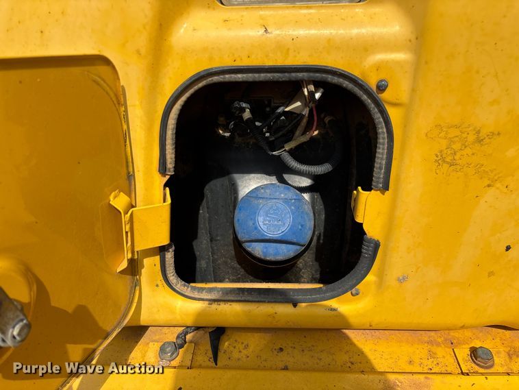 image for item EN5576 2015 Kobelco SK350LC-9E excavator