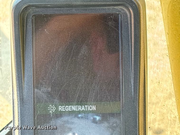 image for item EN5576 2015 Kobelco SK350LC-9E excavator