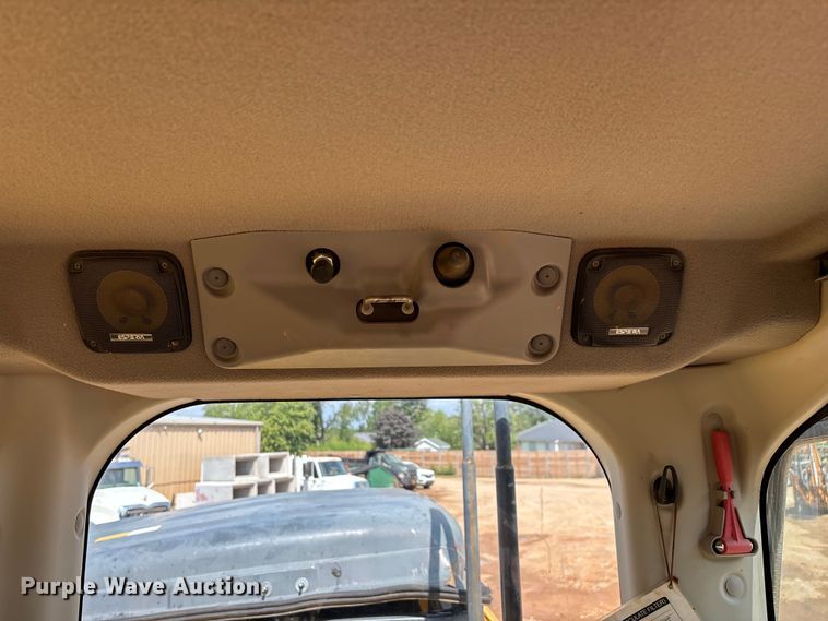 image for item EN5576 2015 Kobelco SK350LC-9E excavator