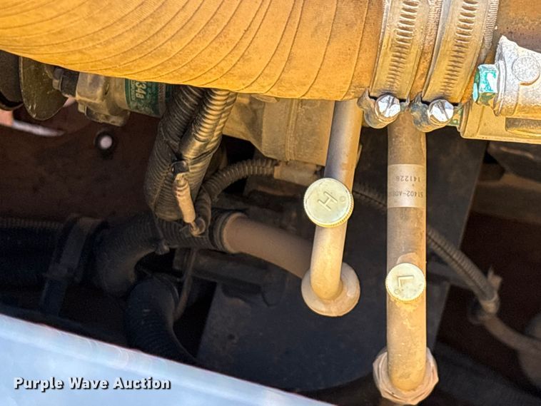 image for item EN5576 2015 Kobelco SK350LC-9E excavator