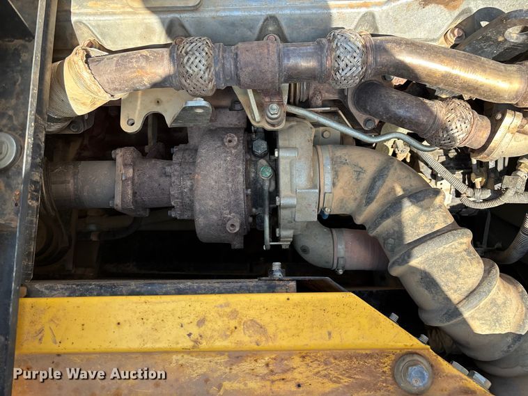 image for item EN5576 2015 Kobelco SK350LC-9E excavator