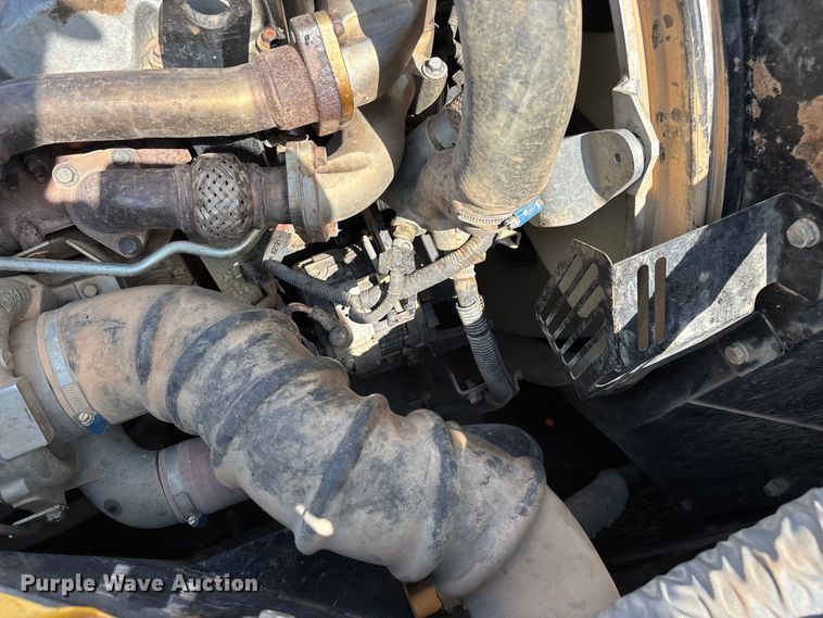 image for item EN5576 2015 Kobelco SK350LC-9E excavator