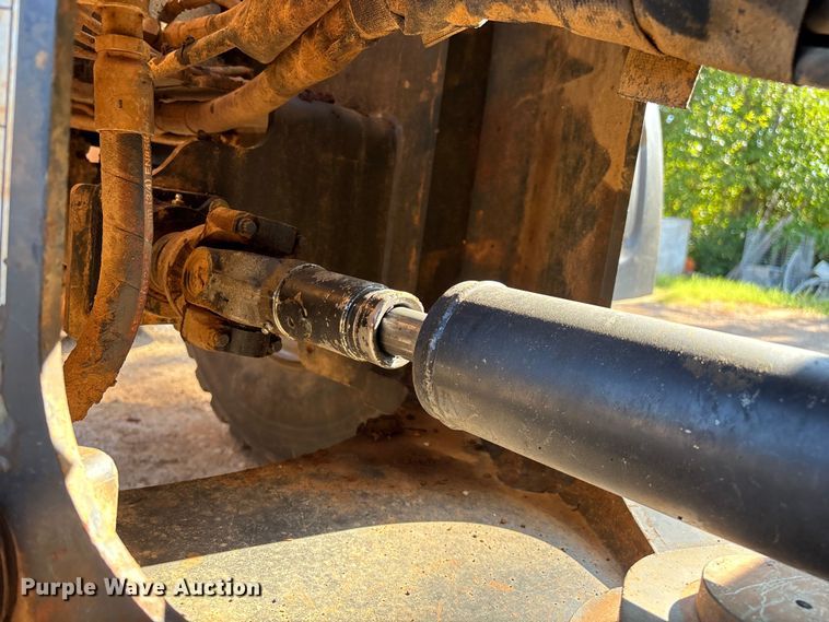 image for item EN5577 2018 Case 521G wheel loader