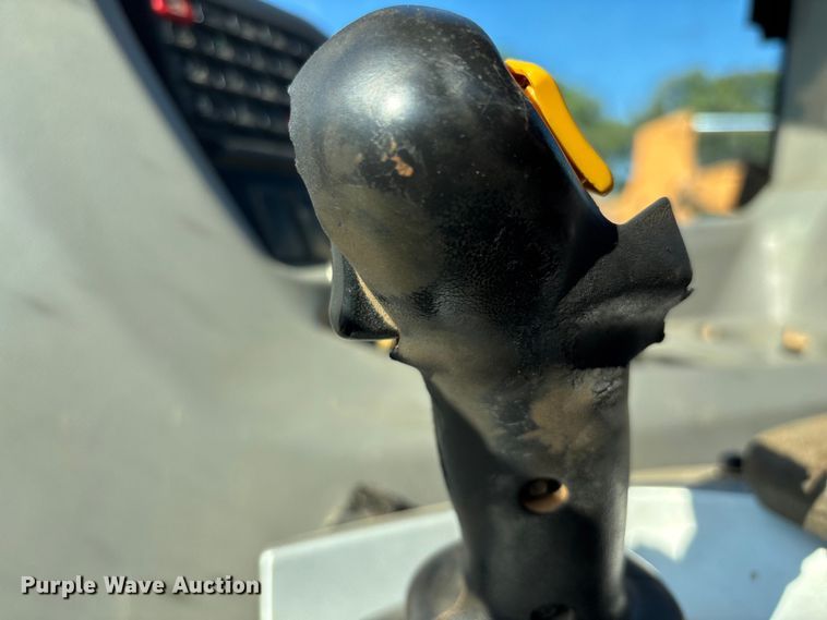 image for item EN5577 2018 Case 521G wheel loader