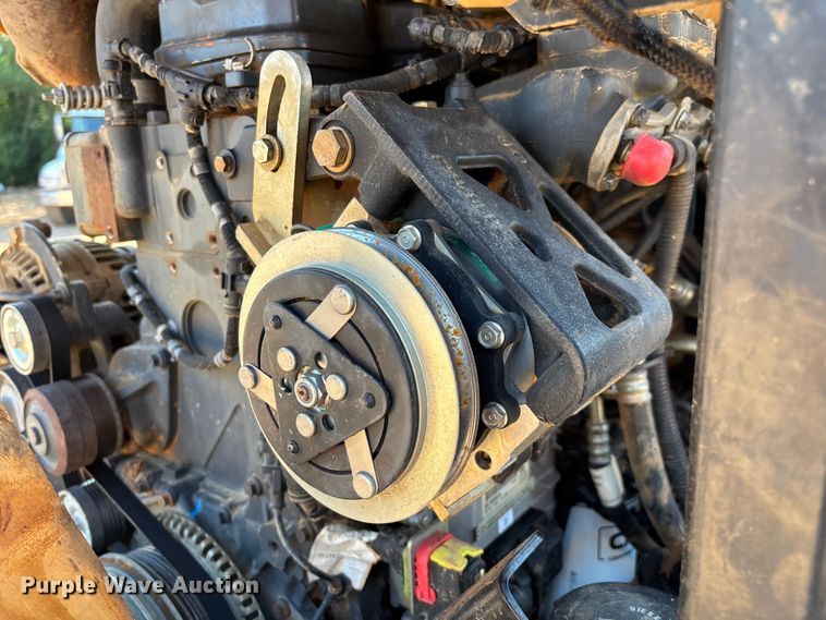 image for item EN5577 2018 Case 521G wheel loader