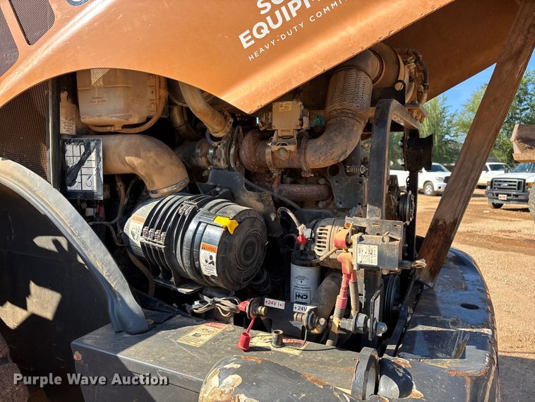 image for item EN5577 2018 Case 521G wheel loader