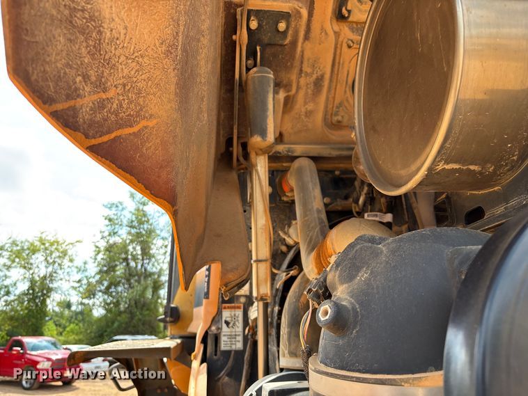 image for item EN5578 2015 Case 621F wheel loader