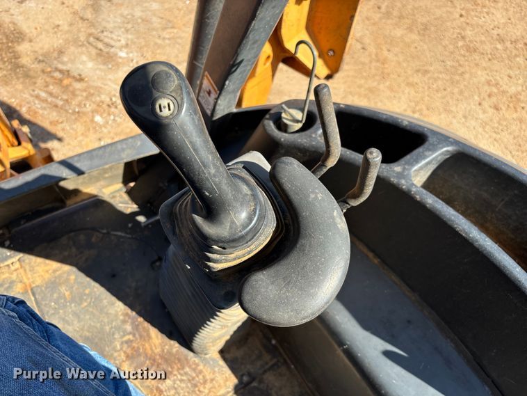 image for item EN5579 2014 Case 580 Super N backhoe