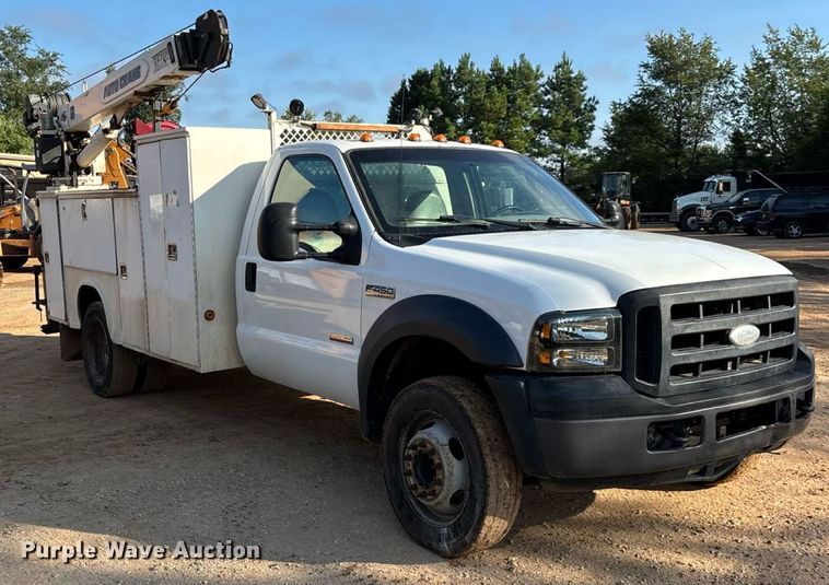 image for item EN5580 2006 Ford F450 Super Duty utility / service truck