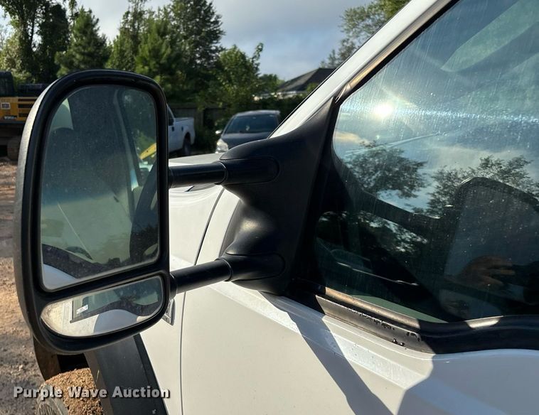 image for item EN5580 2006 Ford F450 Super Duty utility / service truck