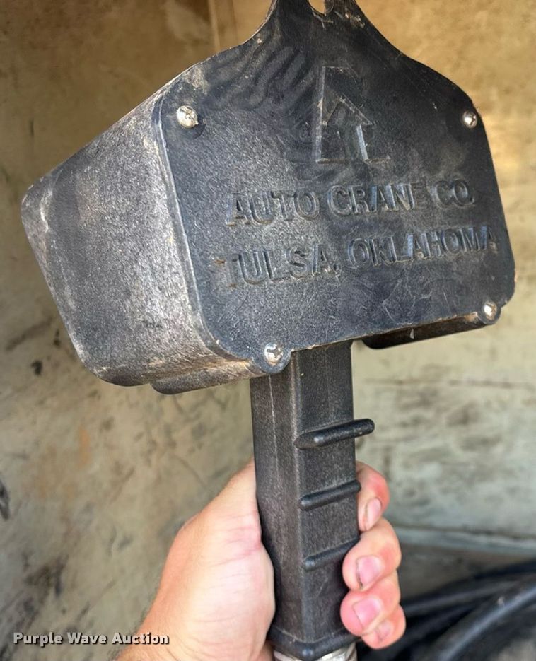 image for item EN5580 2006 Ford F450 Super Duty utility / service truck