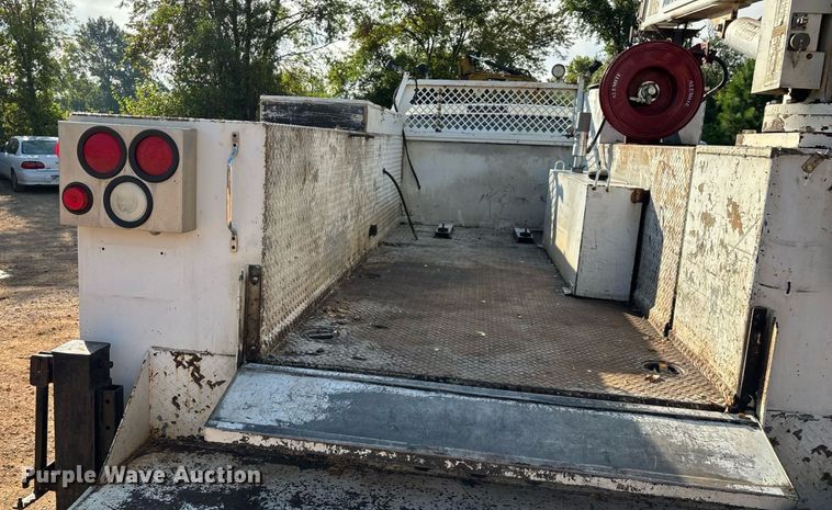 image for item EN5580 2006 Ford F450 Super Duty utility / service truck