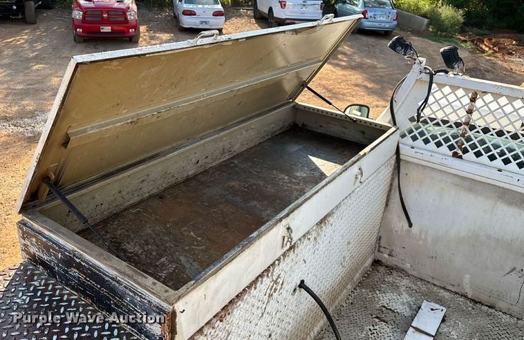 image for item EN5580 2006 Ford F450 Super Duty utility / service truck