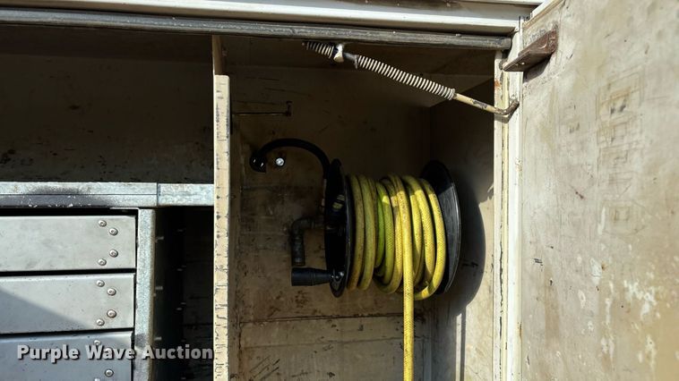 image for item EN5580 2006 Ford F450 Super Duty utility / service truck