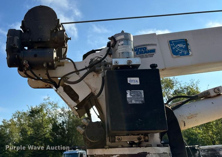 image for item EN5580 2006 Ford F450 Super Duty utility / service truck