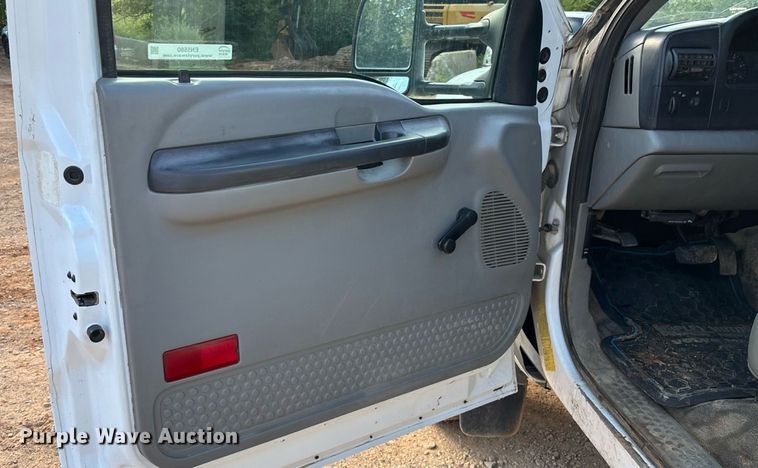 image for item EN5580 2006 Ford F450 Super Duty utility / service truck