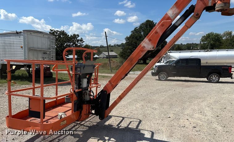 image for item EN5581 JLG 1250AJP boom lift
