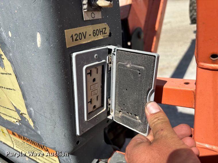 image for item EN5581 JLG 1250AJP boom lift